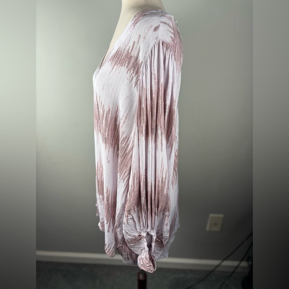 EMILY WONDER Mauve Artsy V Neck Abstract Print Tunic Top Blouse 2X New NWT - Picture 6 of 11
